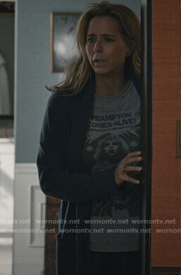 Elizabeth’s Peter Frampton Comes Alive t-shirt on Madam Secretary