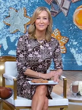 Lara’s brown floral print dress on Good Morning America