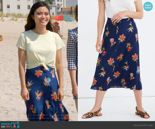 Madewell Silk Atrium Midi Skirt in Bird of Paradise worn by Joy (Jessica Lu) on God Friended Me