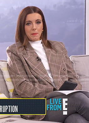 Melanie’s oversized plaid blazer on E! News Daily Pop