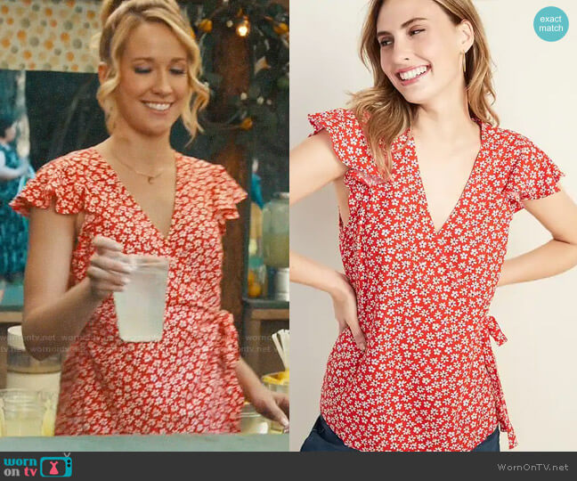 Old Navy Red Daisy Print Wrap-Front Side-Tie Top worn by Ginny (Anna Camp) on Perfect Harmony