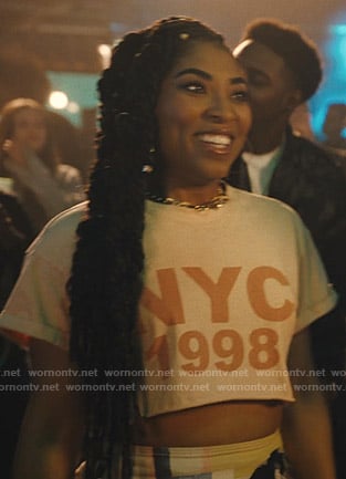 Peri’s pink NYC 1998 print tee on Light as a Feather