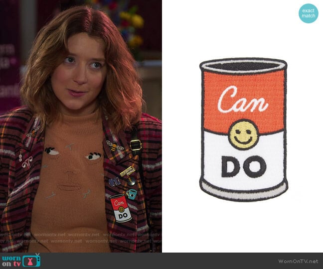 Can Do Iron-On Patch by Seltzer worn by Nonnie Thompson (Kimmy Shields) on Insatiable