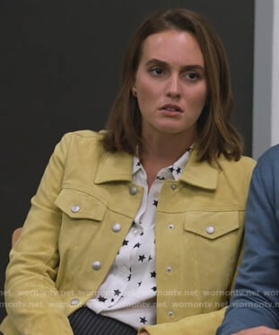 WornOnTV: Angie's black stripe leather bag on Single Parents, Leighton  Meester