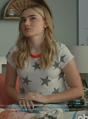 Taylor’s white star print cropped tee on American Housewife
