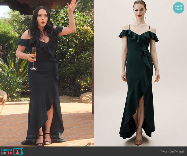 Jules’s green ruffled off-shoulder gown on Dollface