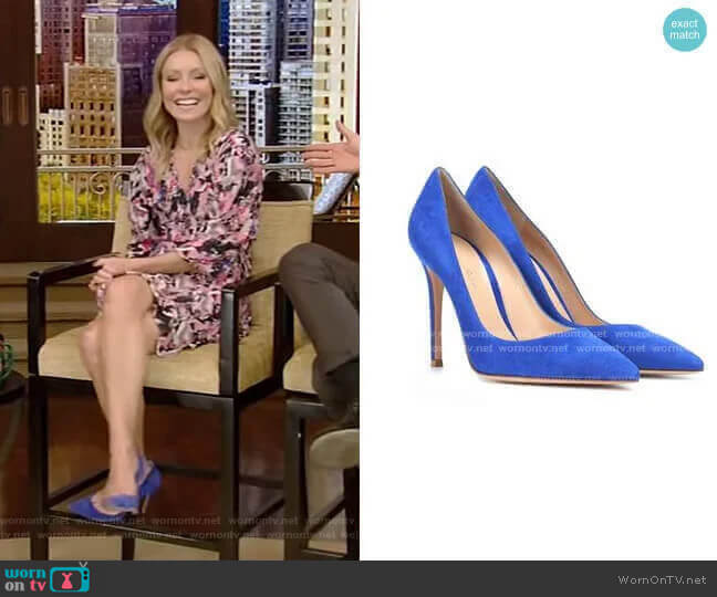 Gianvito Suede Pumps by Gianvito Rossi worn by Kelly Ripa  on Live with Kelly & Ryan