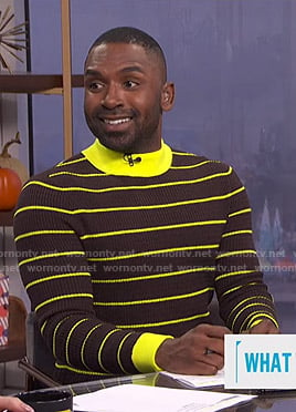 Justin’s brown and yellow striped ribbed sweater on E! News Daily Pop