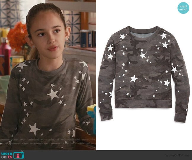 Star Print Camo Top by Play Six worn by Anna-Kat Otto (Julia Butters) on American Housewife