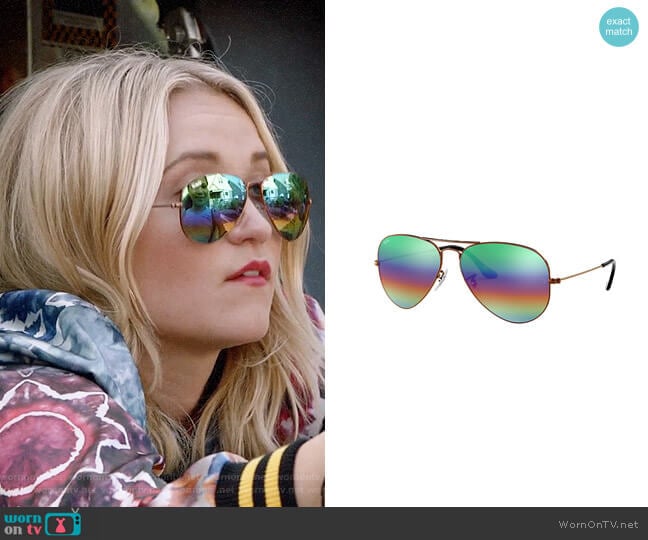 Ray Ban Aviator Mineral Flash Lenses in Bronze Copper / Green Rainbow Flash worn by Roxy Doyle (Emily Osment) on Almost Family