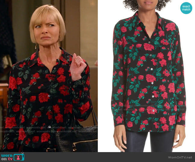 Equipment Slim Signature Floral Blouse worn by Jill Kendall (Jaime Pressly) on Mom