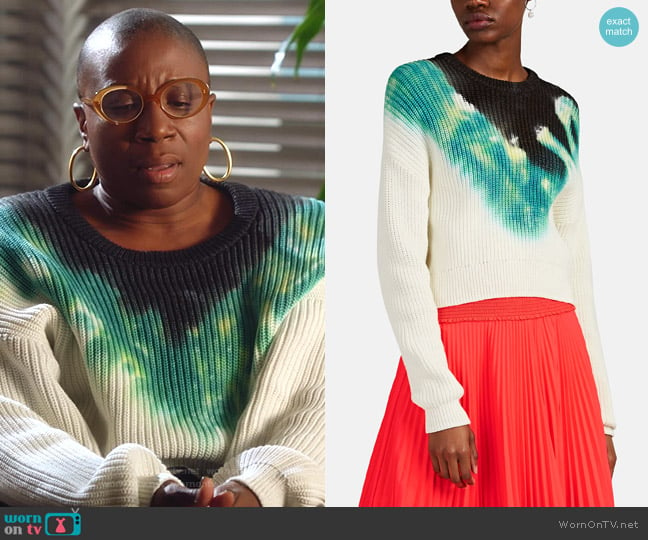 Elinor Tie-Dyed Cotton-Blend Sweater by A.L.C. worn by Henrietta Wilson (Aisha Hinds) on 9-1-1