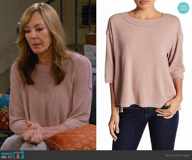 H By Bordeaux Mauve Petite Pullover worn by Bonnie Plunkett (Allison Janney) on Mom