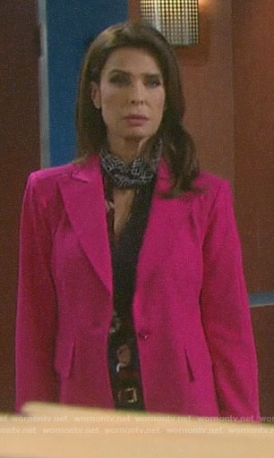 Hope’s floral blouse and pink blazer on Days of our Lives