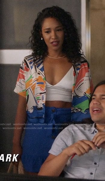 Iris’s vacation outfit on The Flash