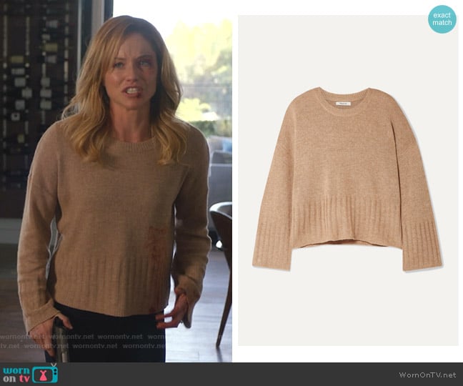 Ayres Wide Sleeve Pullover Sweater by Madewell worn by Ellen Hollman on 9-1-1