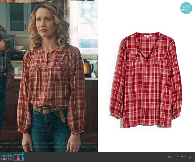 Madewell Balloon-Sleeve Peasant Top in Plaid worn by Ginny (Anna Camp) on Perfect Harmony