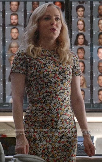 Marissa's floral short sleeved dress on Bull