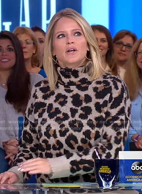 Sara’s leopard turtleneck sweater on GMA Strahan Sara And Keke