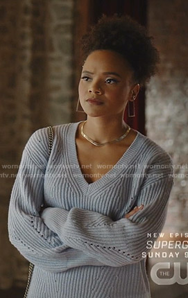 Vanessa's blue ribbed v-neck sweater on Dynasty