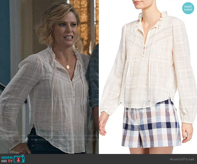 Veronica Beard Jamie Top worn by Claire Dunphy (Julie Bowen) on Modern Family