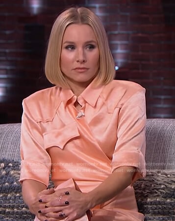 Kristen Bell’s satin wrap dress on The Kelly Clarkson Show