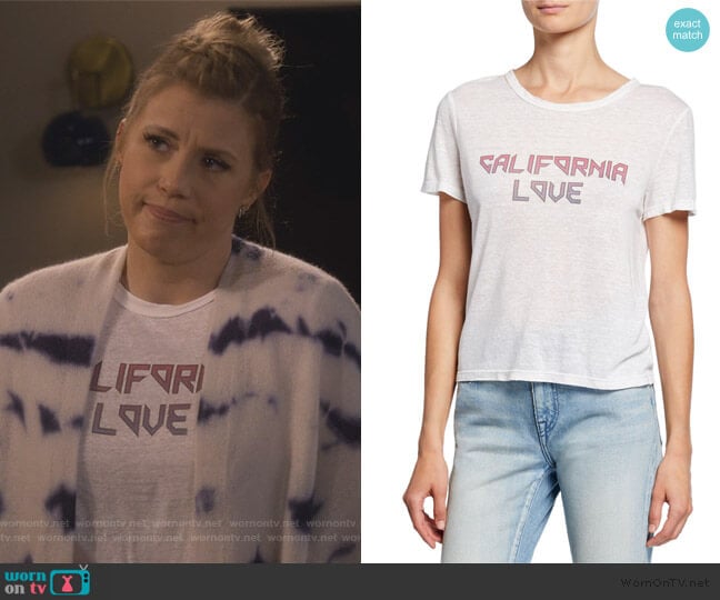 California Love Linen Slogan Tee by A.L.C. worn by Stephanie Tanner (Jodie Sweetin) on Fuller House
