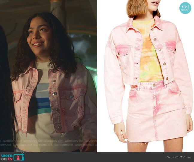 WornOnTV: Molly’s pink denim cropped jacket on Marvels Runaways ...