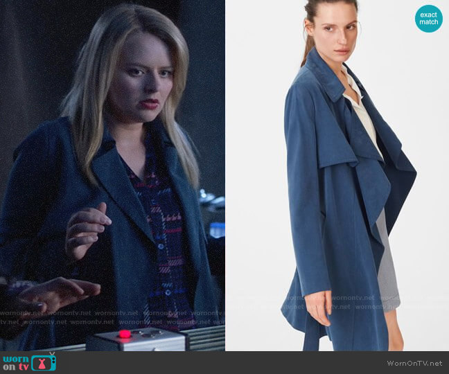 Club Monaco Claudine Trench worn by Eve Teschmacher (Andrea Brooks) on Supergirl