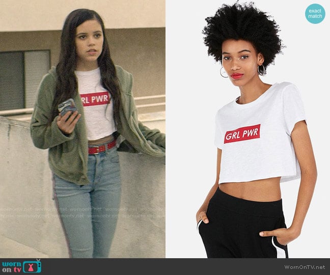 Express x Olivia Culpo Girl Power Cropped Graphic Tee worn by Ellie (Jenna Ortega) on You