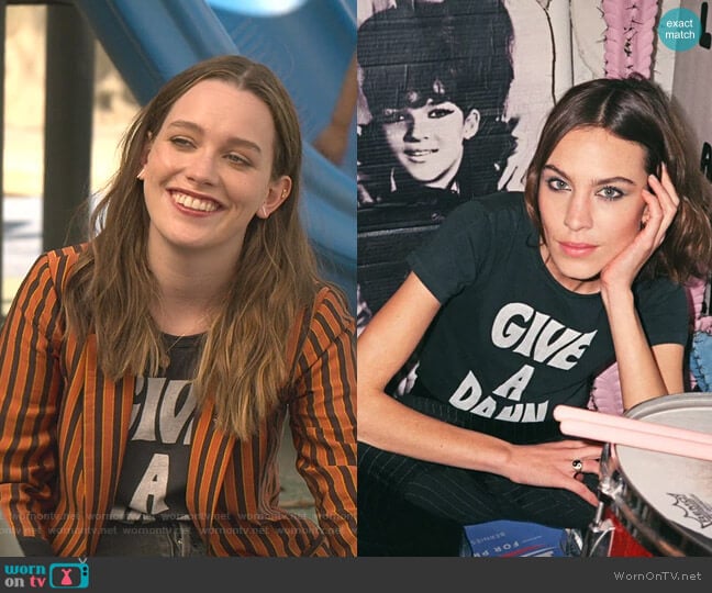 Give a Damn T-shirt by The Deep End Club worn by Love Quinn (Victoria Pedretti) on You