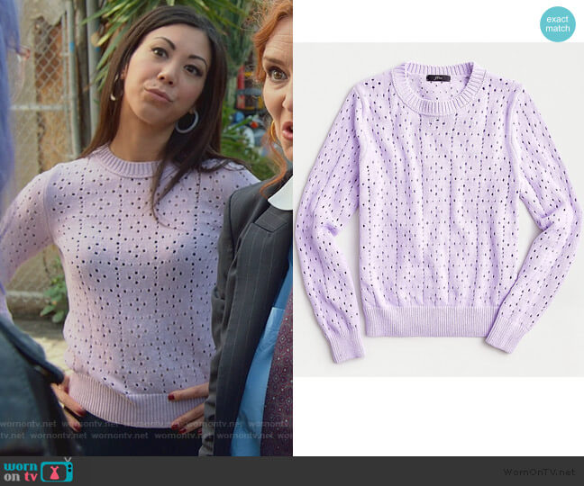 Tina’s lavender eyelet sweater on Marvels Runaways