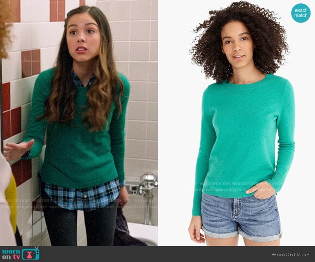 J. Crew Long-sleeve everyday cashmere crewneck sweater in Bright Kelly worn by Nini (Olivia Rodrigo) on High School Musical The Musical The Series