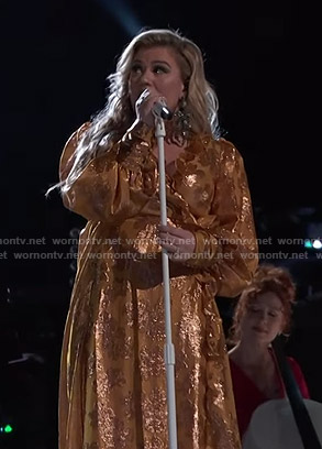 Kelly Clarkson’s metallic floral wrap gown on The Voice