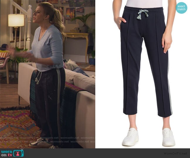 Molly Striped Trim Track Pants by Rag and Bone worn by Stephanie Tanner (Jodie Sweetin) on Fuller House