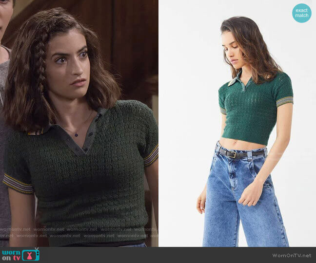 Rue Polo Sweater Top by Urban Outfitters worn by Ramona Gibbler (Soni Nicole Bringas) on Fuller House