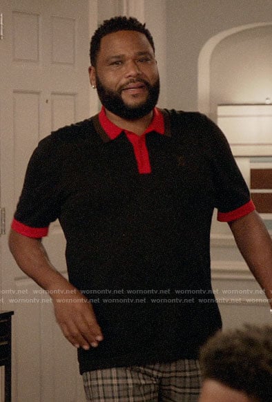 Andre's black and red polo shirt on Black-ish