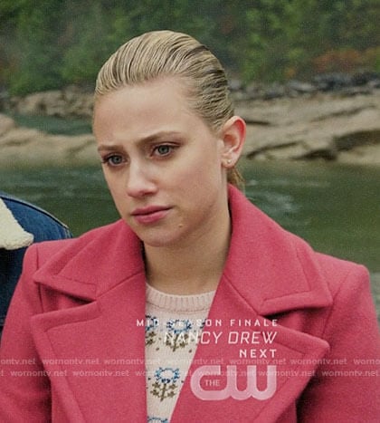 Betty riverdale 2024 pink sweater