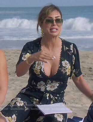 Kelly's floral wrap top and pants on The Real Housewives of Orange County