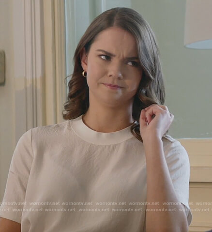 Callie's white button shoulder tee on Good Trouble