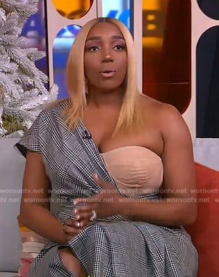 Nene Leakes’s asymmetric plaid dress on GMA Strahan Sara And Keke