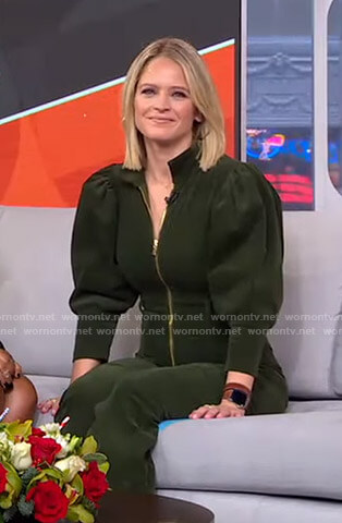 Sara's green puff sleeve jumpsuit on GMA Strahan Sara And Keke