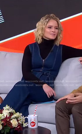 Sara’s v-neck denim jumpsuit on GMA Strahan Sara And Keke