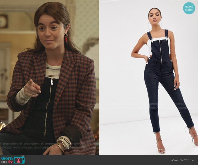 Julie’s black slim overalls on Shameless