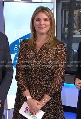 Jenna’s leopard print tie neck dress on Today