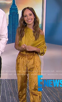 Lilliana's yellow asymmetric top and corduroy pants on E! News