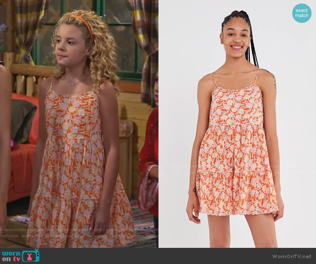 Hanna Scallop Babydoll Mini Dress by Urban Outfitters worn by Destiny Baker (Mallory James Mahoney) on Bunkd