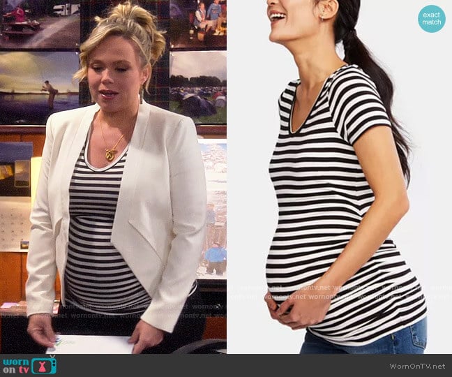 A Pea in the Pod Maternity Ruched T-Shirt worn by Kristin Baxter (Amanda Fuller) on Last Man Standing