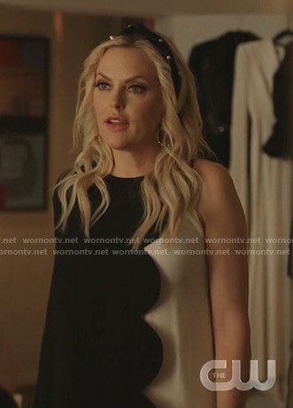 Alexis’s two-tone scalloped dress on Dynasty