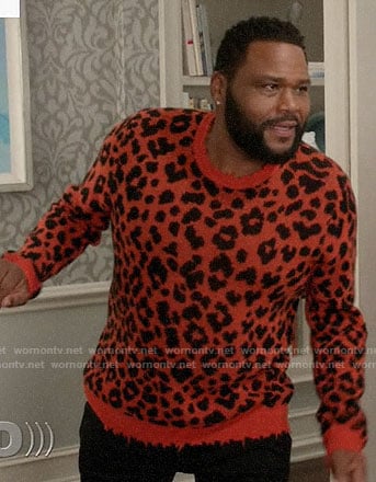 Andre's orange leopard sweater on Black-ish